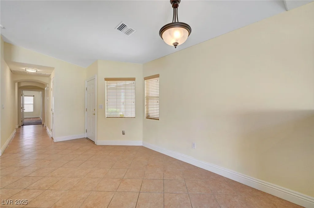 4841 Raw Umber, Las Vegas, NV 89131