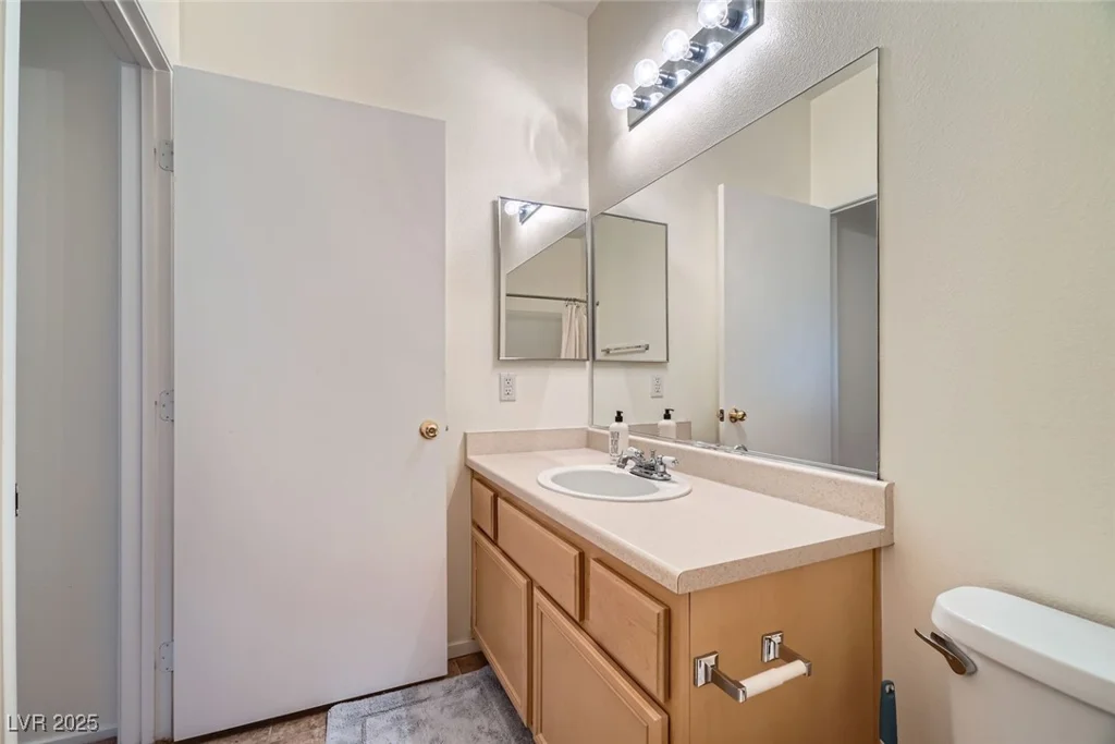 9050 Warm Springs, Las Vegas, NV 89148