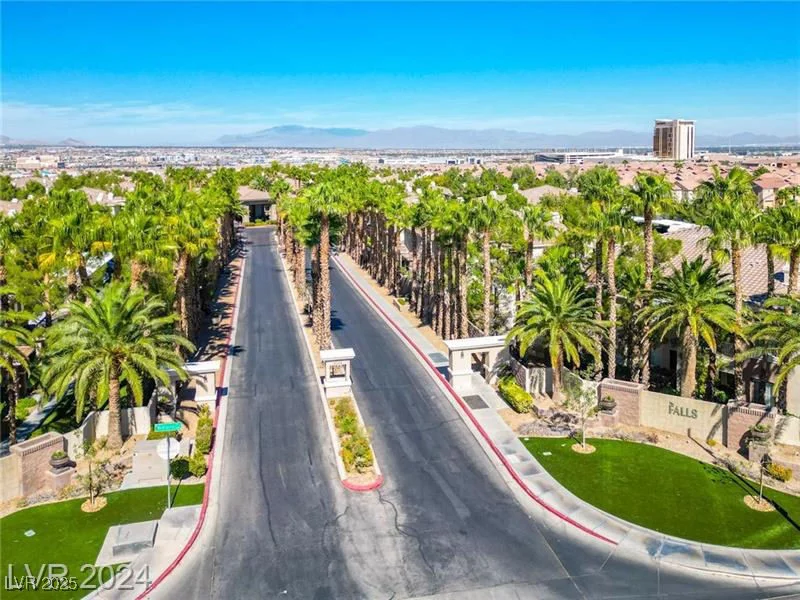 9050 Warm Springs, Las Vegas, NV 89148