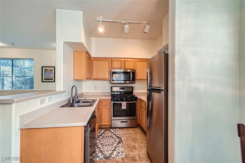 9050 Warm Springs, Las Vegas, NV 89148