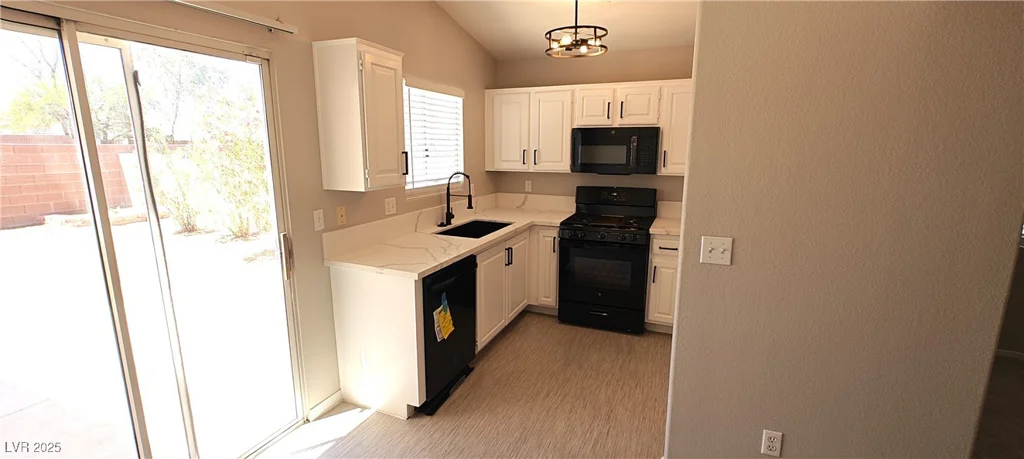 6615 Elk Creek, Las Vegas, NV 89156