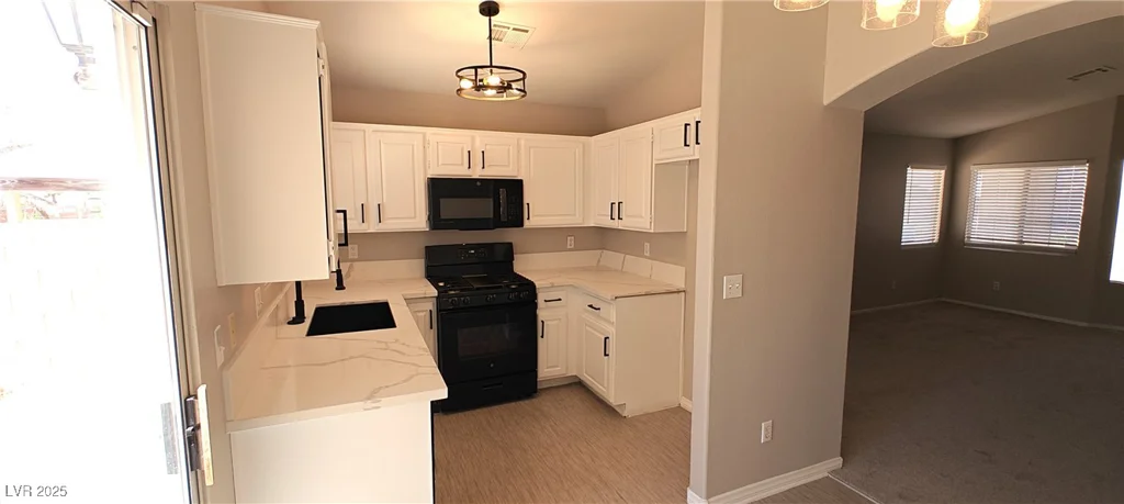 6615 Elk Creek, Las Vegas, NV 89156