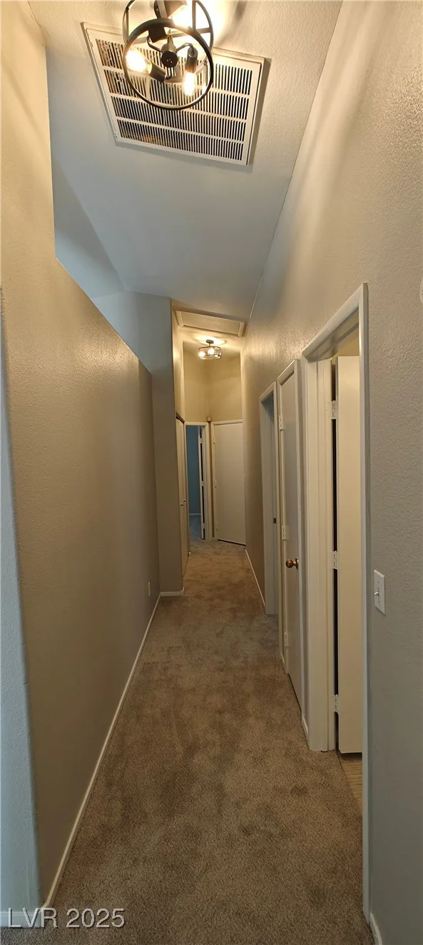 6615 Elk Creek, Las Vegas, NV 89156