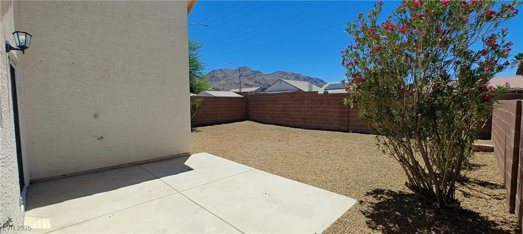 6615 Elk Creek, Las Vegas, NV 89156