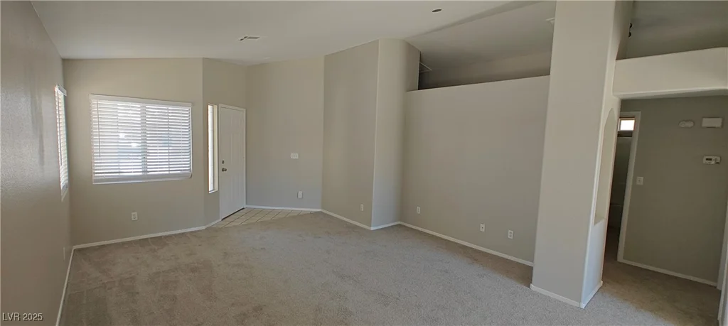 6615 Elk Creek, Las Vegas, NV 89156