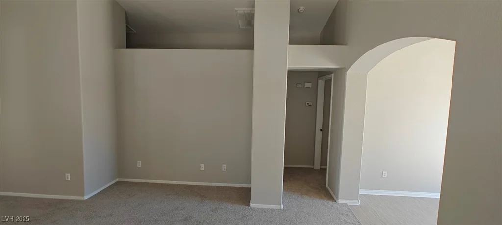 6615 Elk Creek, Las Vegas, NV 89156