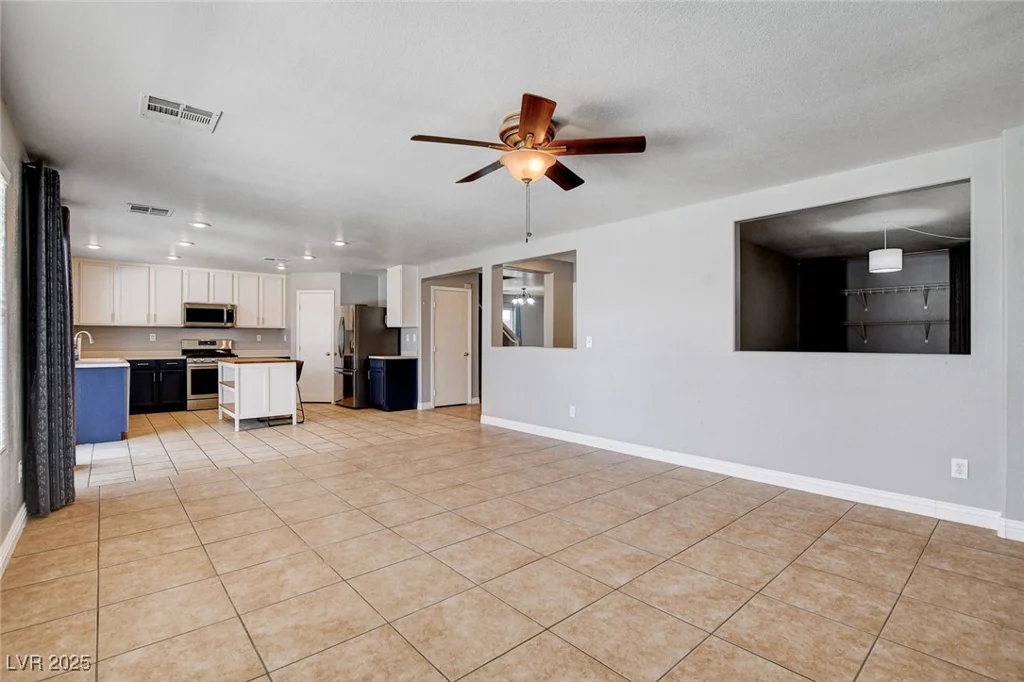 262 CALVINO, Las Vegas, NV 89183