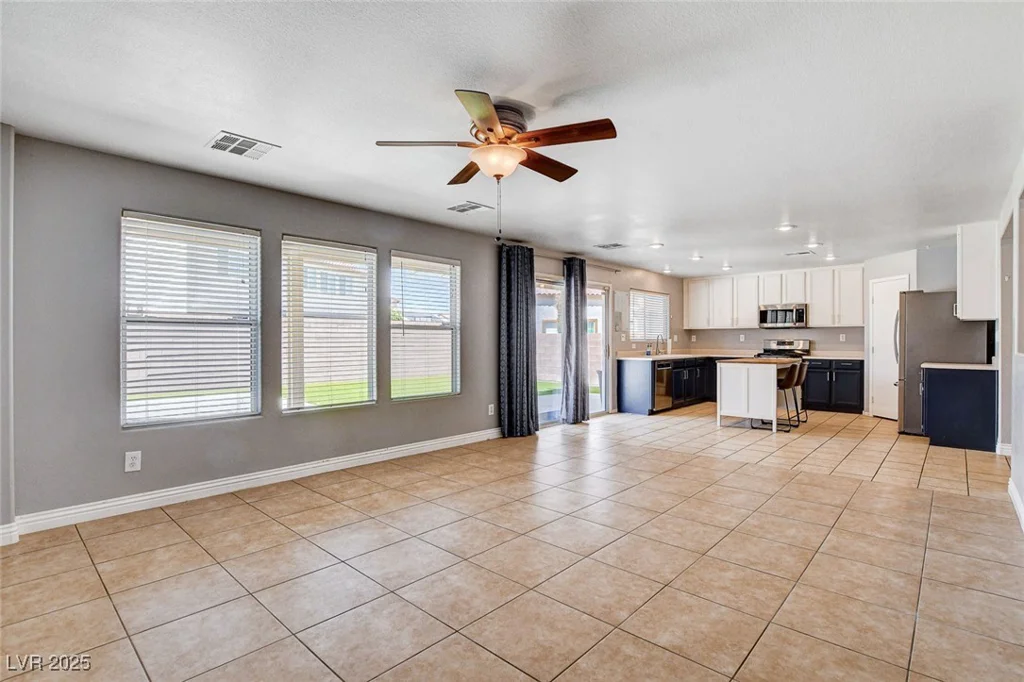 262 CALVINO, Las Vegas, NV 89183