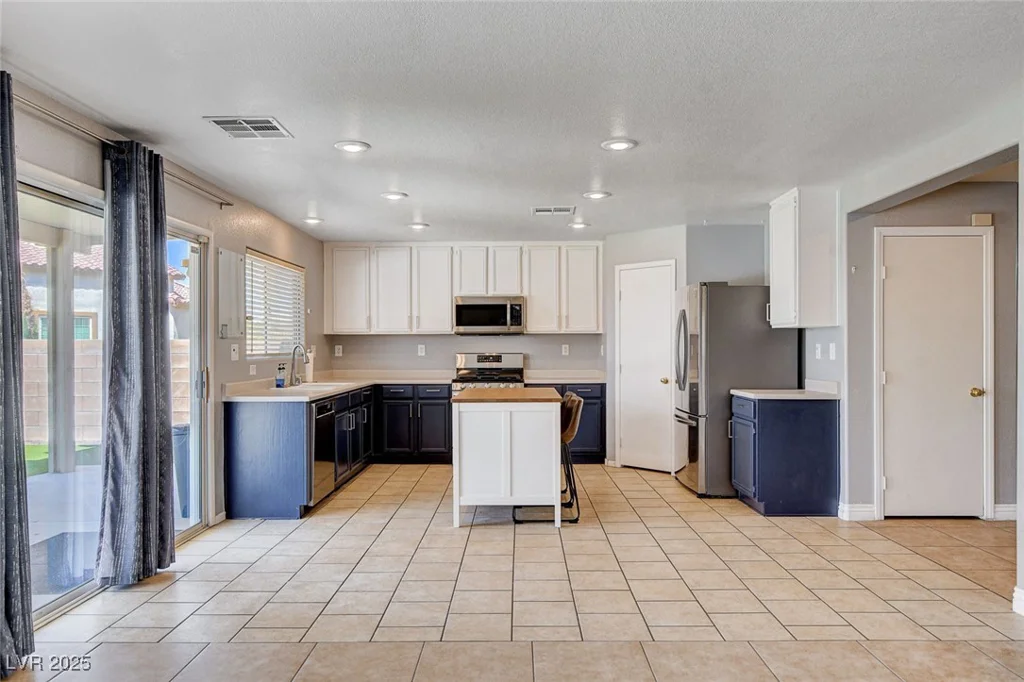 262 CALVINO, Las Vegas, NV 89183
