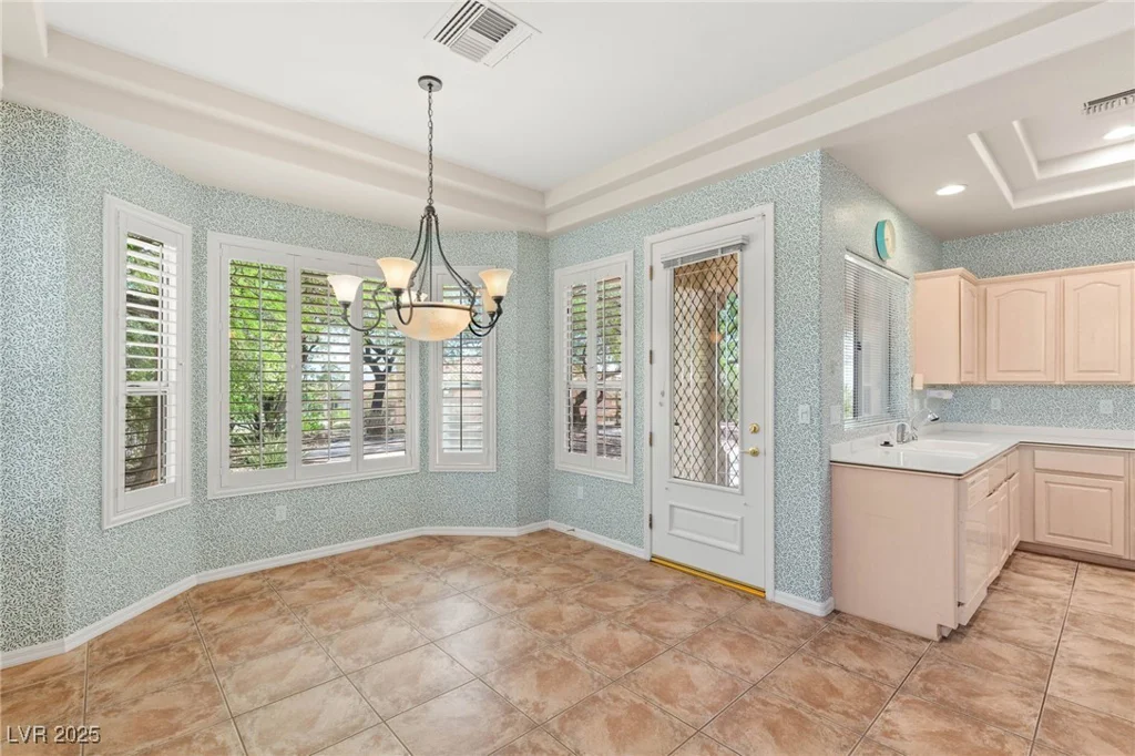 10548 FINDLAY, Las Vegas, NV 89134