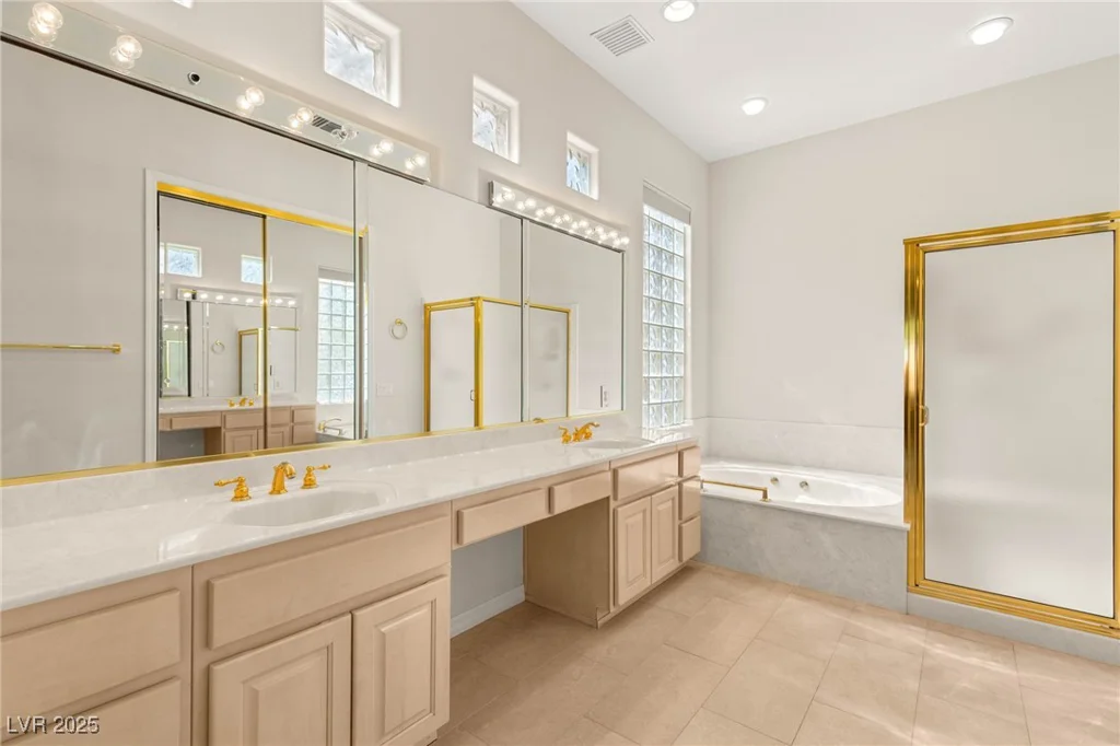 10548 FINDLAY, Las Vegas, NV 89134