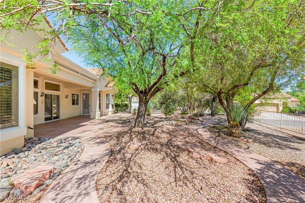 10548 FINDLAY, Las Vegas, NV 89134