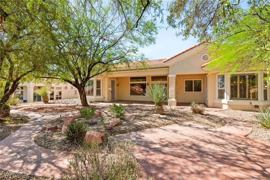 10548 FINDLAY, Las Vegas, NV 89134