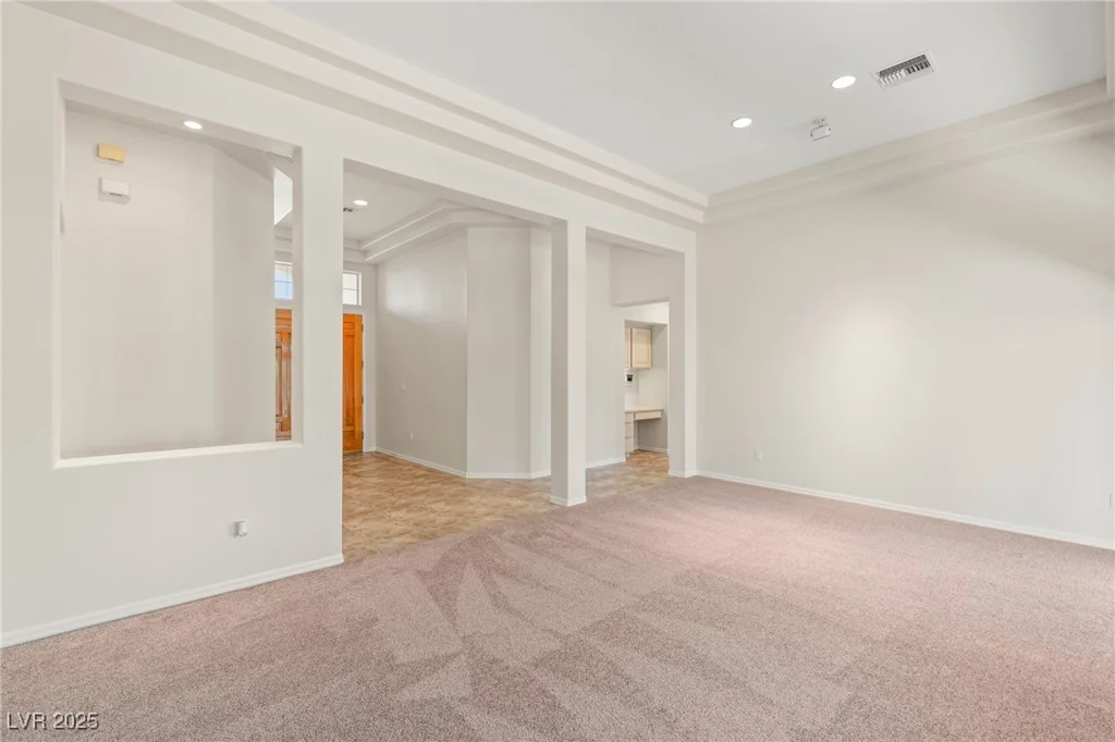 10548 FINDLAY, Las Vegas, NV 89134