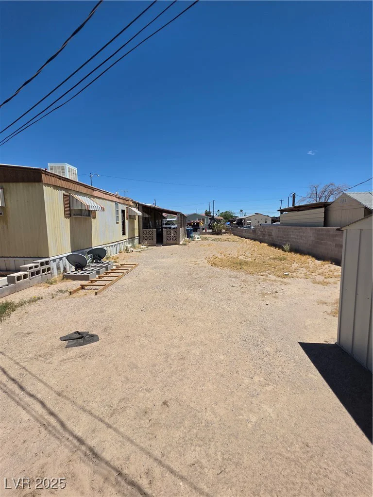 6058 Glacier, Las Vegas, NV 89156