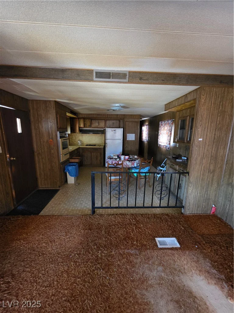6058 Glacier, Las Vegas, NV 89156
