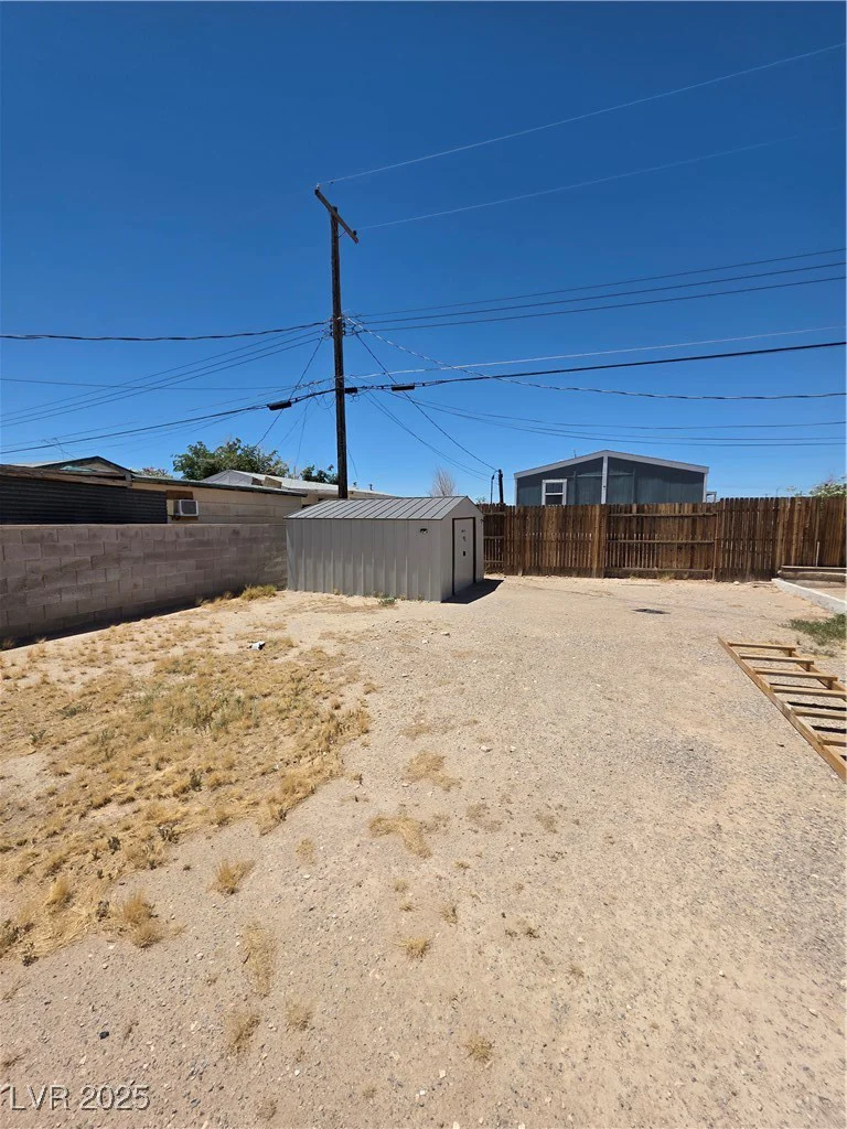 6058 Glacier, Las Vegas, NV 89156