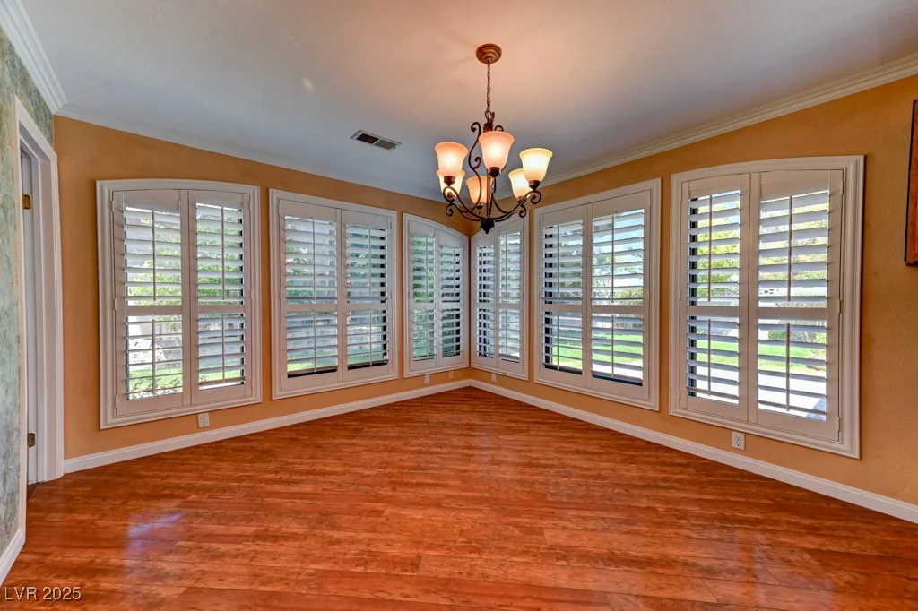 7100 Carrondale, Las Vegas, NV 89128