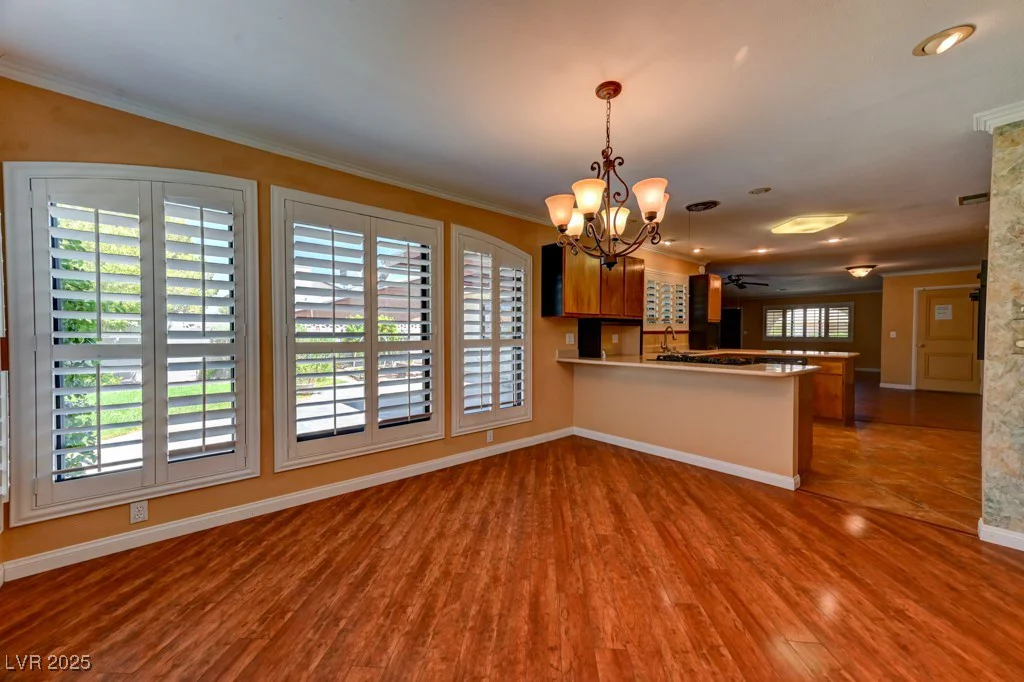 7100 Carrondale, Las Vegas, NV 89128