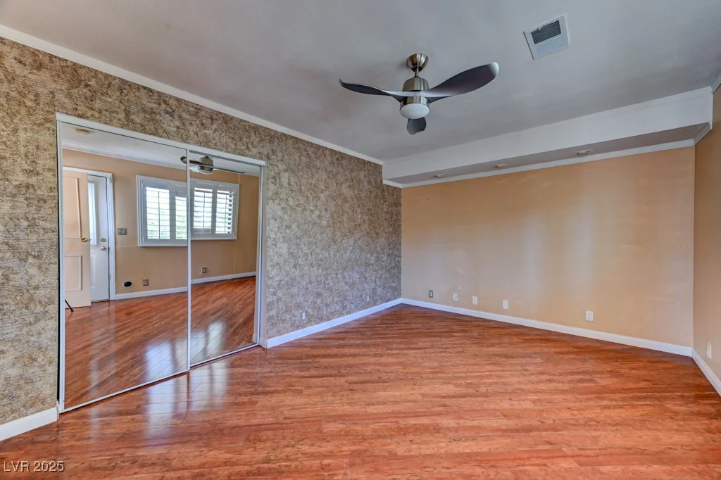 7100 Carrondale, Las Vegas, NV 89128