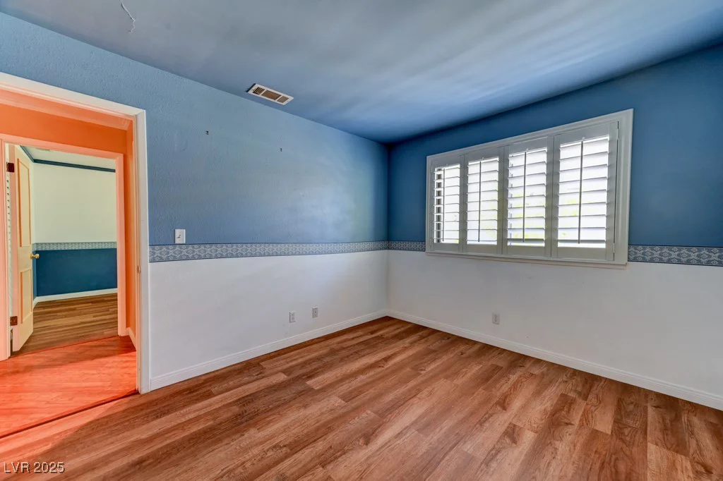 7100 Carrondale, Las Vegas, NV 89128