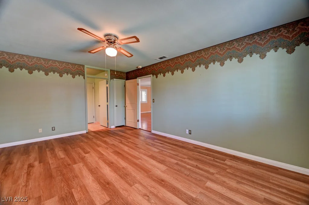 7100 Carrondale, Las Vegas, NV 89128