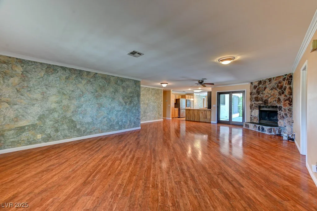 7100 Carrondale, Las Vegas, NV 89128