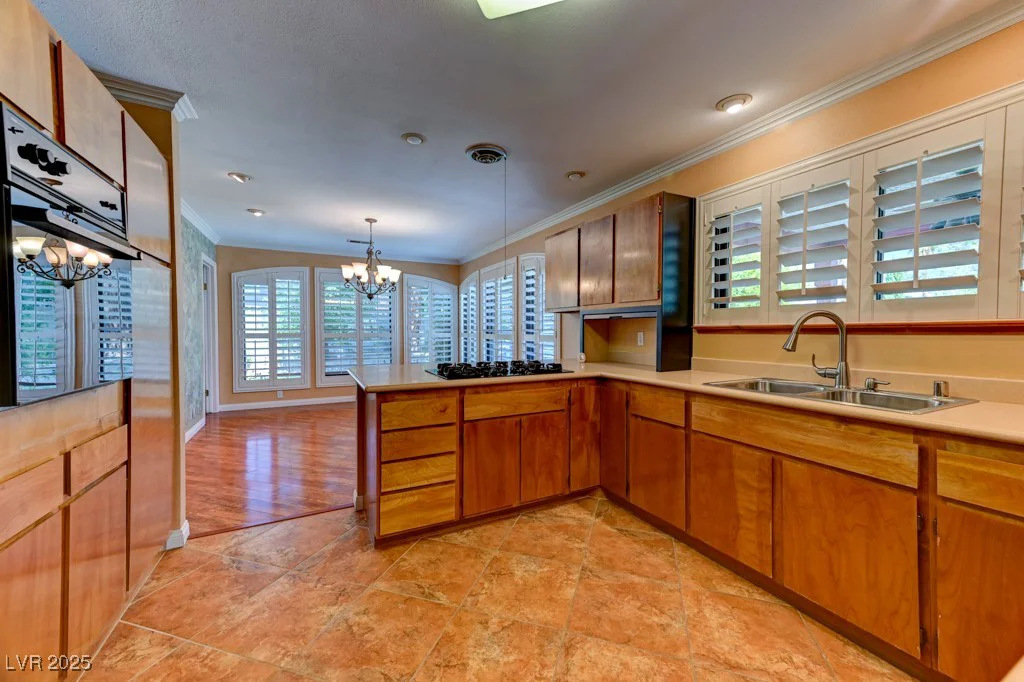 7100 Carrondale, Las Vegas, NV 89128