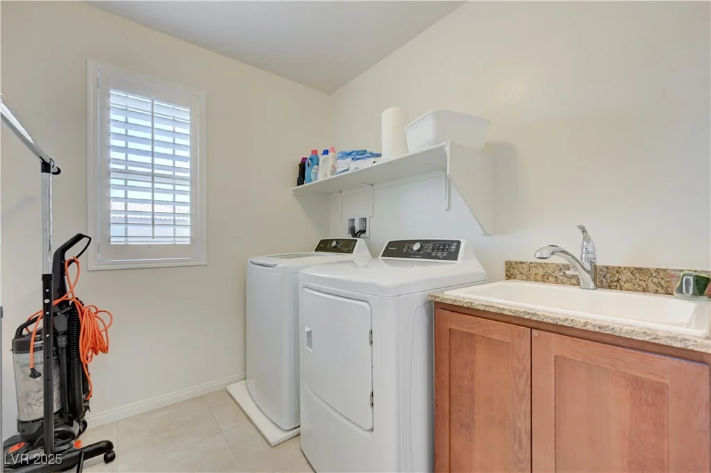 3949 Amanda Bay, North Las Vegas, NV 89081