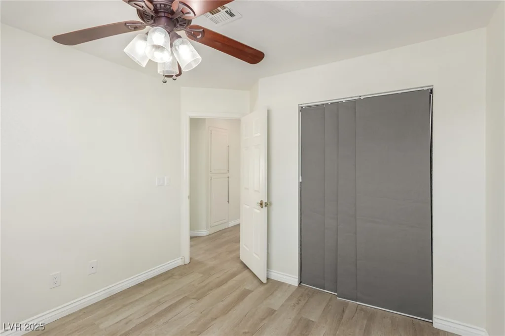 5221 Crooked River, Las Vegas, NV 89149