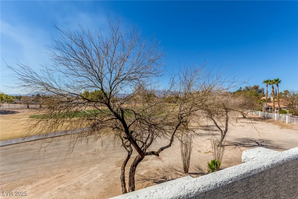 5221 Crooked River, Las Vegas, NV 89149