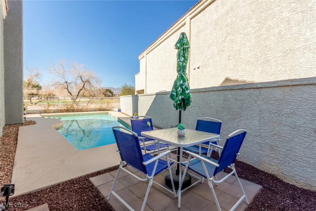 5221 Crooked River, Las Vegas, NV 89149