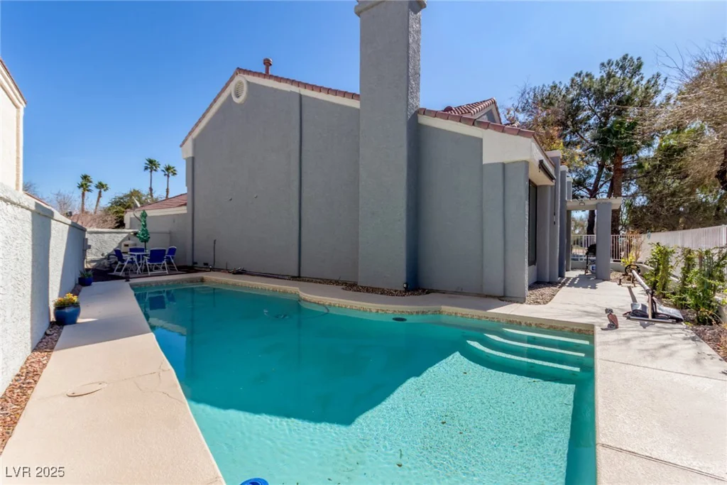 5221 Crooked River, Las Vegas, NV 89149