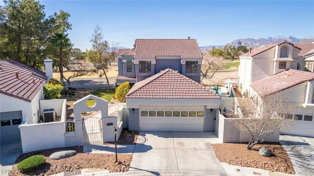 5221 Crooked River, Las Vegas, NV 89149