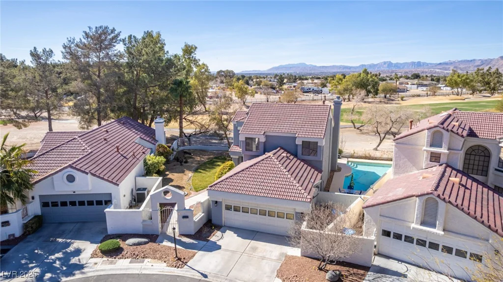 5221 Crooked River, Las Vegas, NV 89149