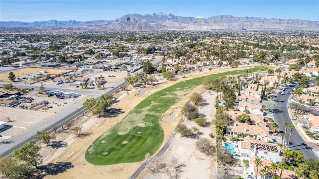 5221 Crooked River, Las Vegas, NV 89149