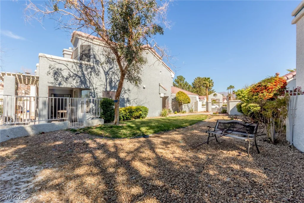 5221 Crooked River, Las Vegas, NV 89149