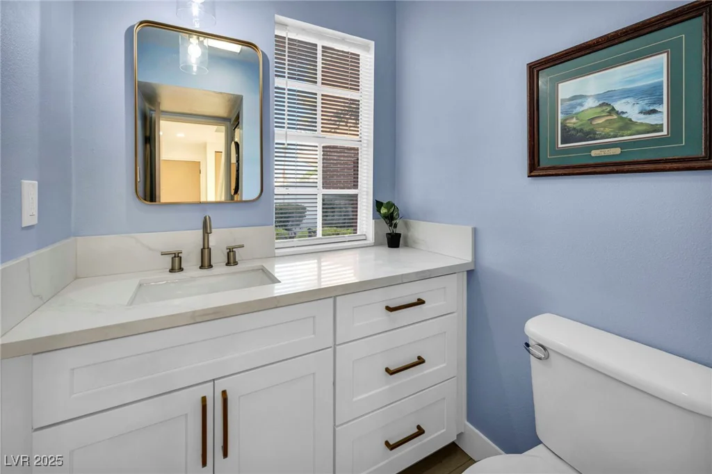 882 Tam O Shanter, Las Vegas, NV 89109