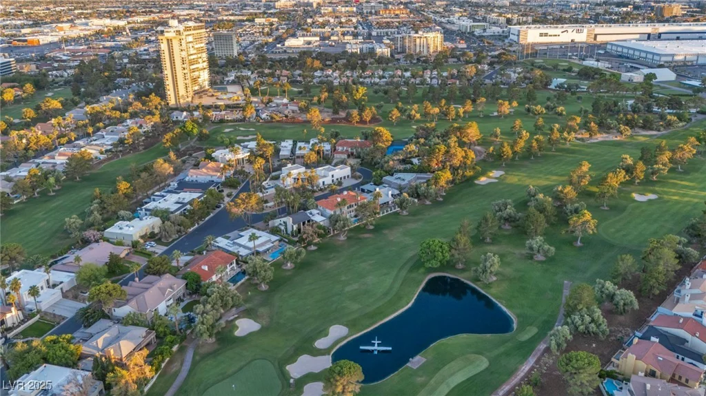 882 Tam O Shanter, Las Vegas, NV 89109