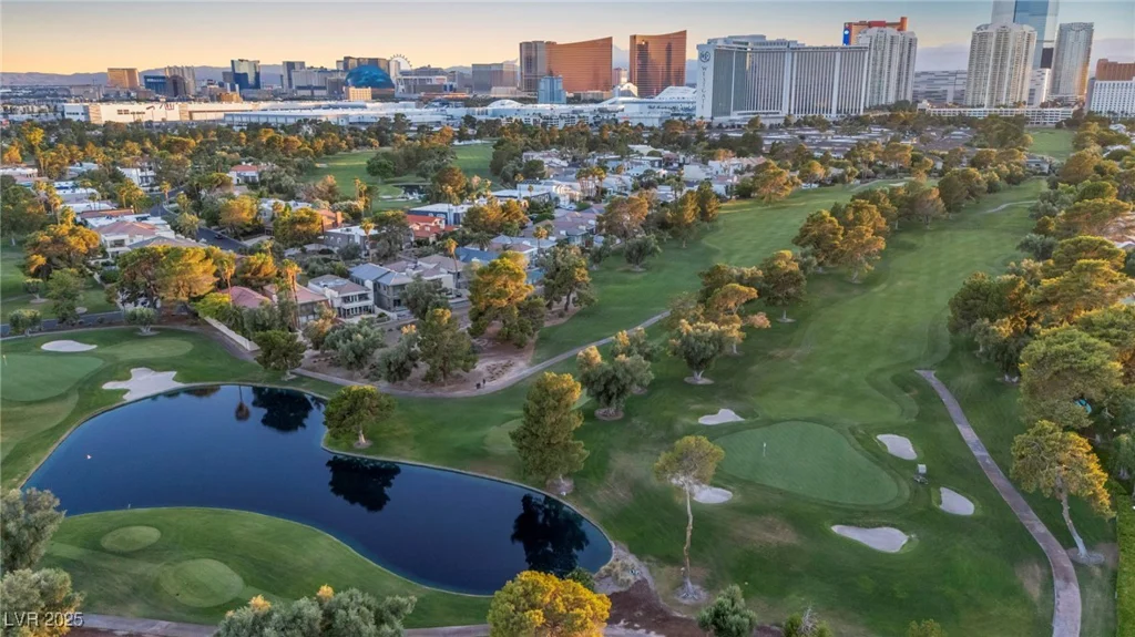 882 Tam O Shanter, Las Vegas, NV 89109