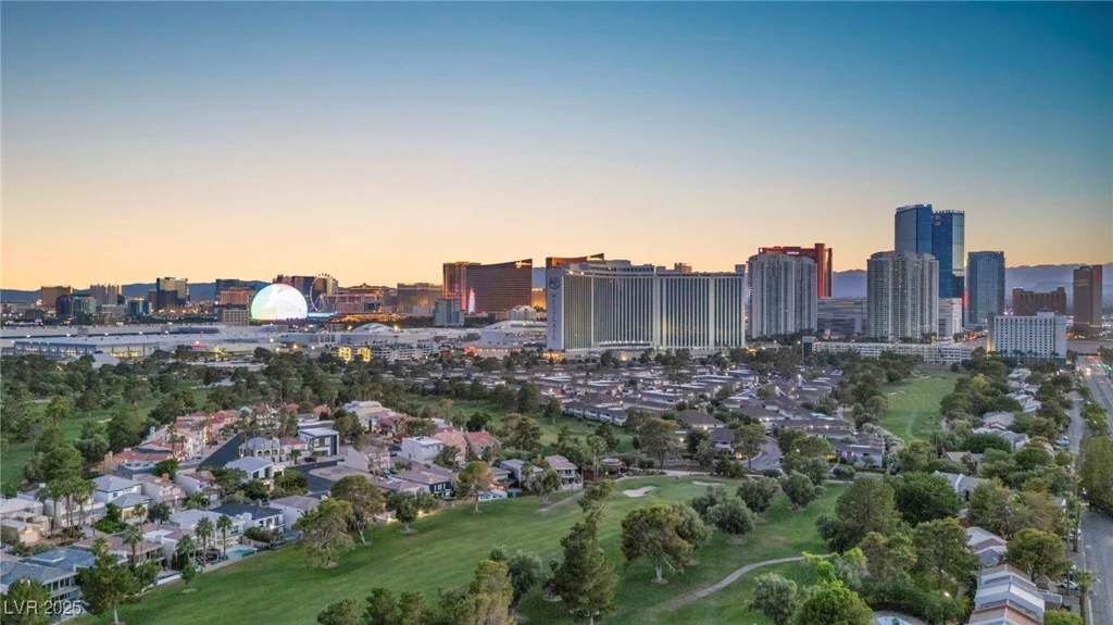 882 Tam O Shanter, Las Vegas, NV 89109