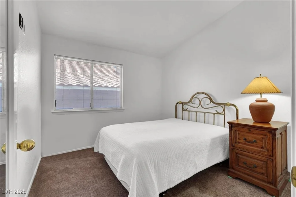 1613 Glenrosa, North Las Vegas, NV 89031