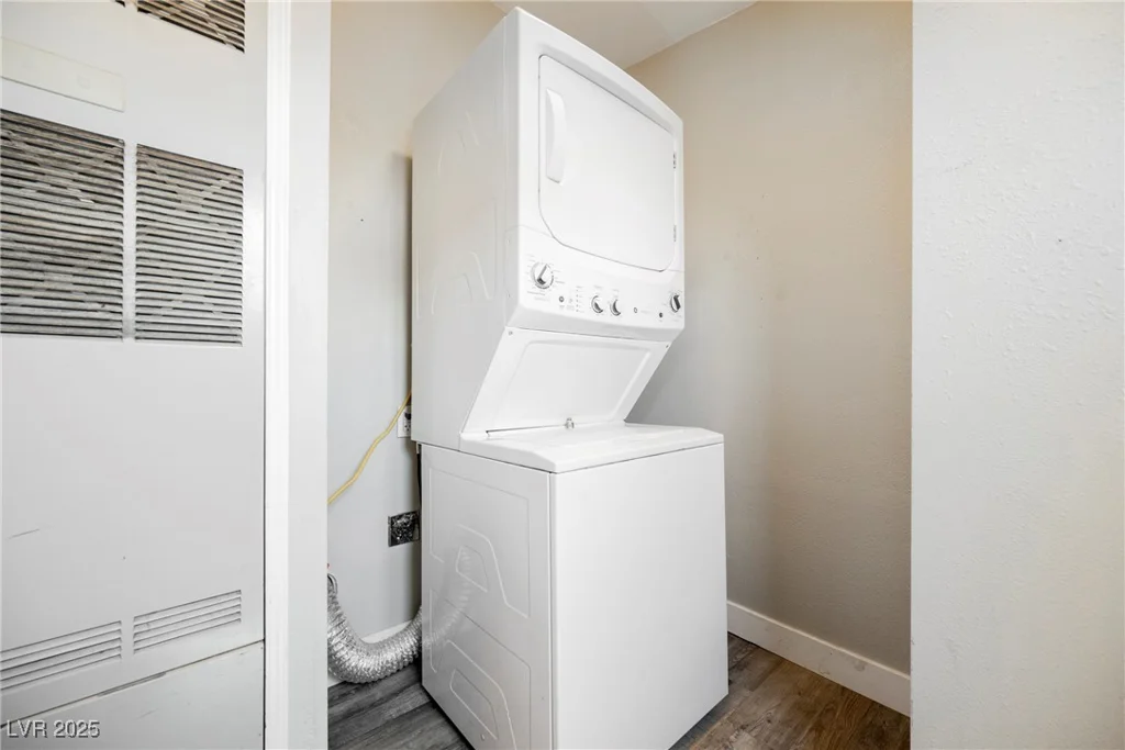 6039 Yellowstone, Las Vegas, NV 89156