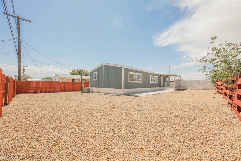 6039 Yellowstone, Las Vegas, NV 89156