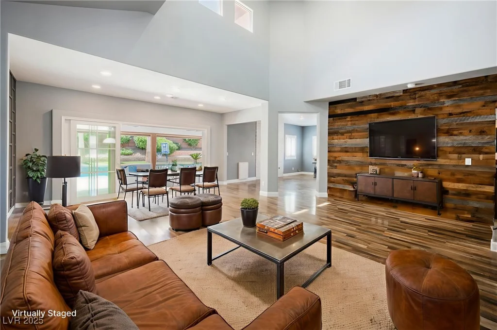 209 Camino Vista, Henderson, NV 89012