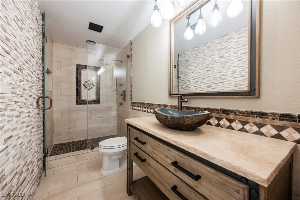 209 Camino Vista, Henderson, NV 89012
