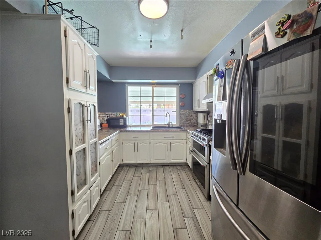 4823 El Tesoro, Las Vegas, NV 89121