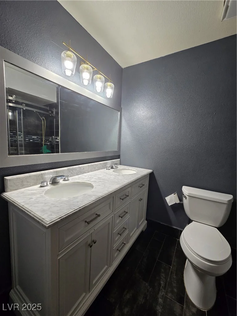 4823 El Tesoro, Las Vegas, NV 89121