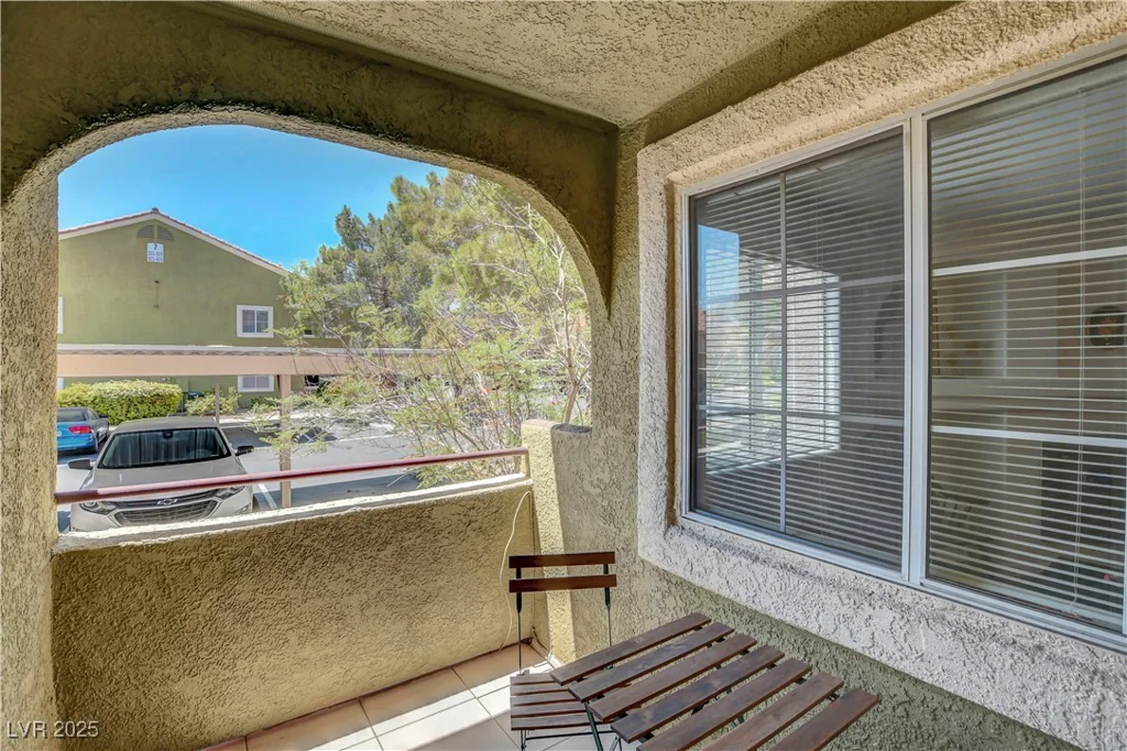 7950 Flamingo, Las Vegas, NV 89147