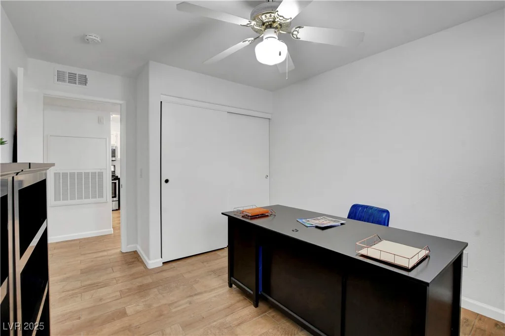 7950 Flamingo, Las Vegas, NV 89147